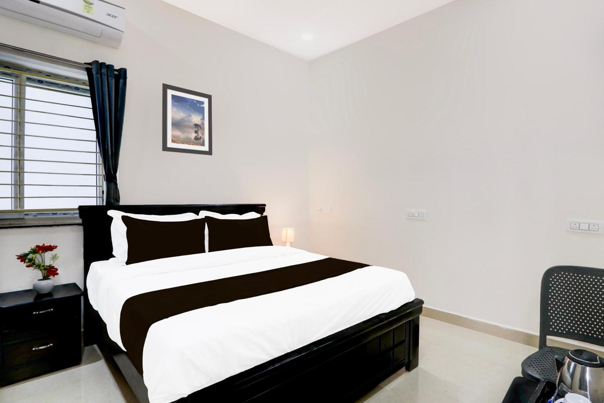 Super Hotel O Adibatla Near Tcs Ibrahimpatan Extérieur photo