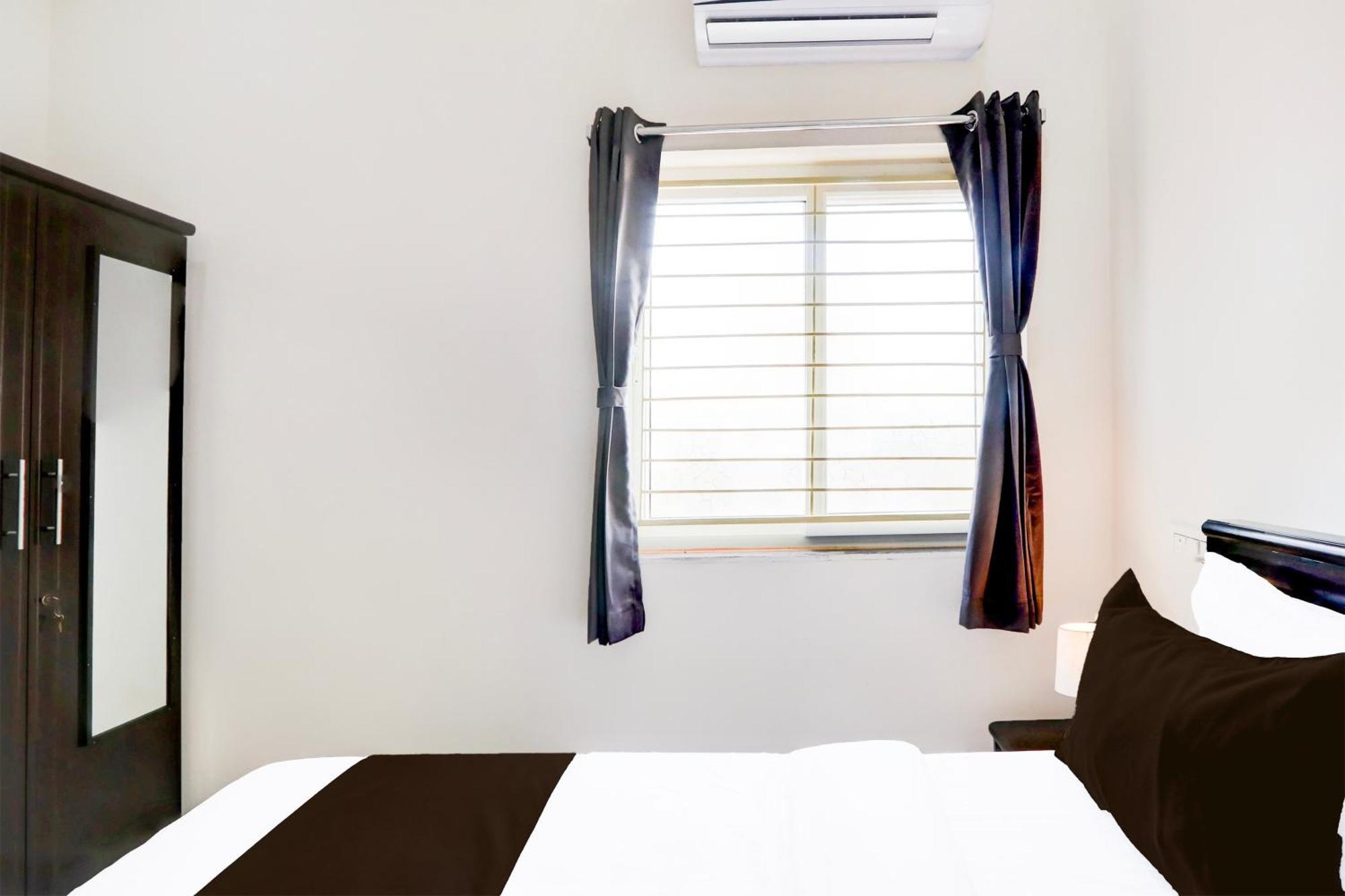 Super Hotel O Adibatla Near Tcs Ibrahimpatan Extérieur photo