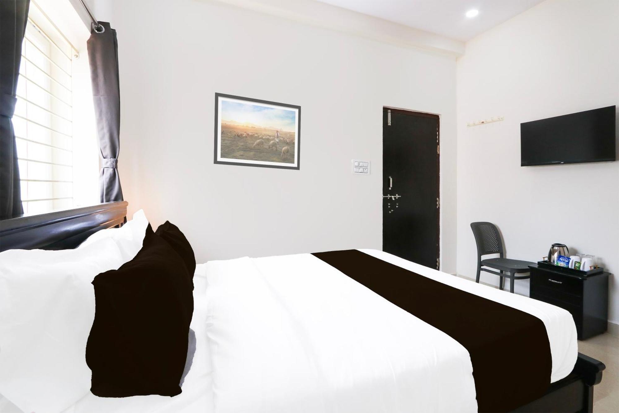 Super Hotel O Adibatla Near Tcs Ibrahimpatan Extérieur photo